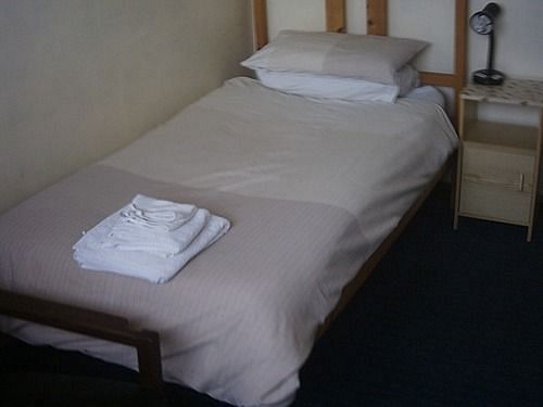 Endeavour Hotel Hadleigh  Экстерьер фото